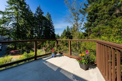 Basement Recreation Room Photo of 5651 Westhaven Road, West Vancouver, BC