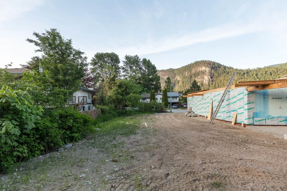 Exterior Rear Photo of 1583 Eagle Run Drive, Squamish, BC