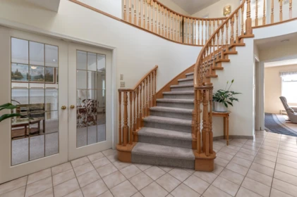Entry Foyer Photo of 7416 Jasper Crescent, Vancouver, BC