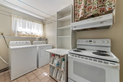 Hot Tub / Spa Photo of 7416 Jasper Crescent, Vancouver, BC