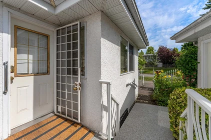 Outdoor Kitchen Photo of 7416 Jasper Crescent, Vancouver, BC