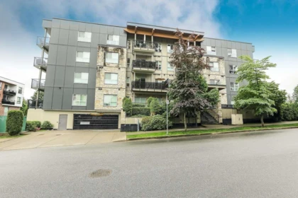 Outdoor Patio Photo of 206 12310 222 Street, Maple Ridge, BC