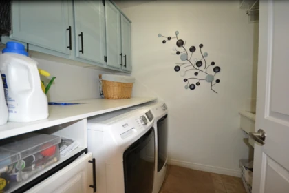 Hallway Photo of 660 Walnut Place, Coquitlam, BC