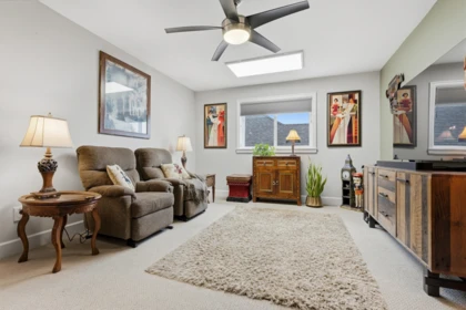 Hallway Photo of 45863 S Foxridge Crescent, Chilliwack, BC
