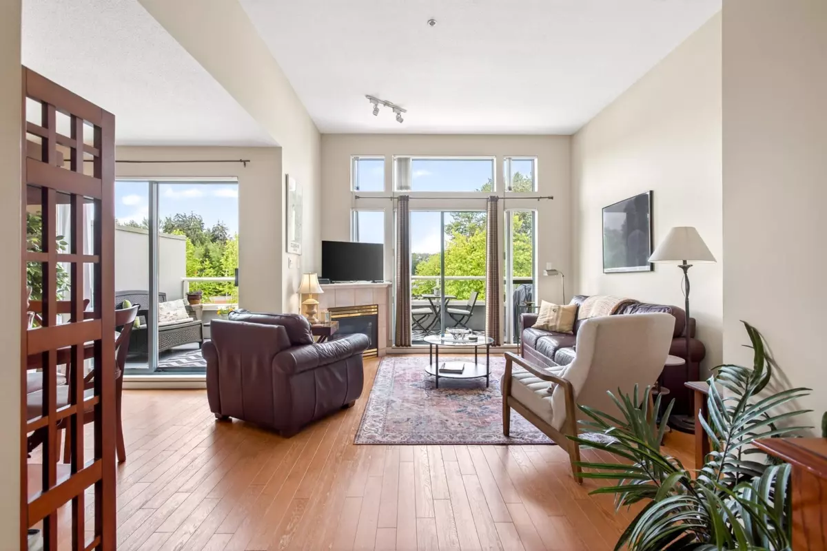 Family Room Photo of 409 220 Newport Drive, Port Moody, BC