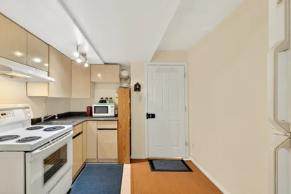 Hallway Photo of 4460 Atlee Avenue, Burnaby, BC