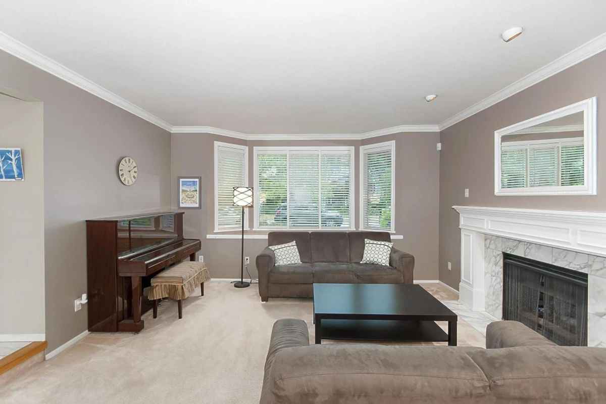 Living Room Photo of 4350 W 14th Avenue, Vancouver, BC
