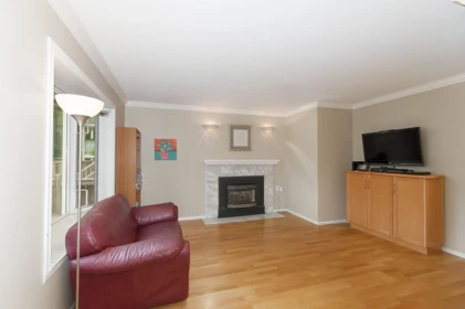 Breakfast Nook Photo of 4350 W 14th Avenue, Vancouver, BC