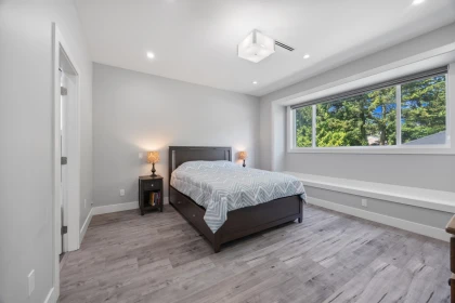 Powder Room Photo of 2309 Dublin Street, New Westminster, BC