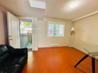Walk-In Closet Photo of 16 9811 Ferndale Road, Richmond, BC