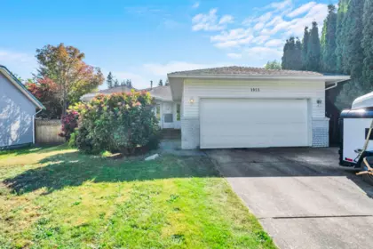 Backyard Photo of 1953 158a Street, Surrey, BC