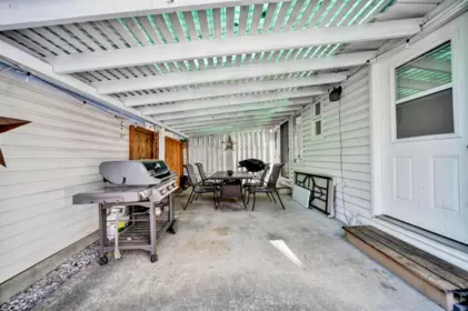 Hot Tub / Spa Photo of 1953 158a Street, Surrey, BC