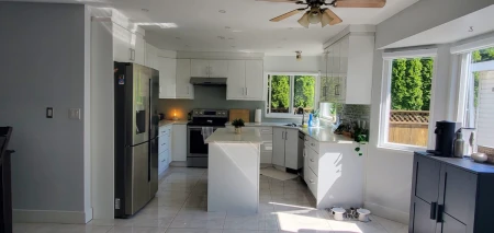 Kitchen Photo of 1953 158a Street, Surrey, BC