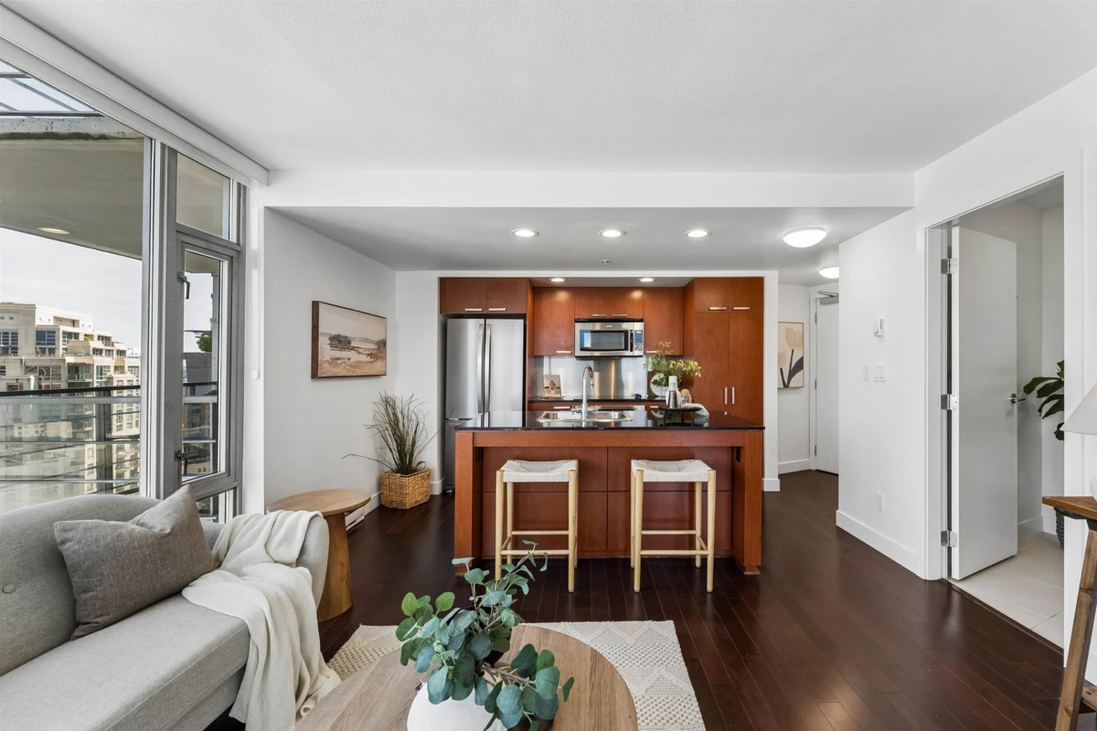 Dining Area Photo of 2305 1255 Seymour Street, Vancouver, BC