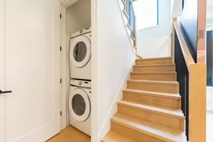 Powder Room Photo of 858 W 64th Avenue, Vancouver, BC