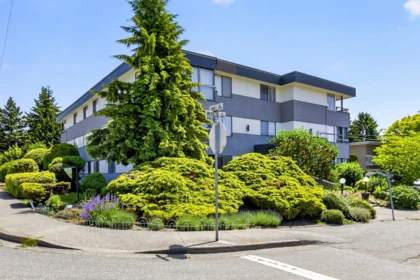 203 1390 Merklin Street, White Rock, BC, White Rock — Apartment/Condo for sale