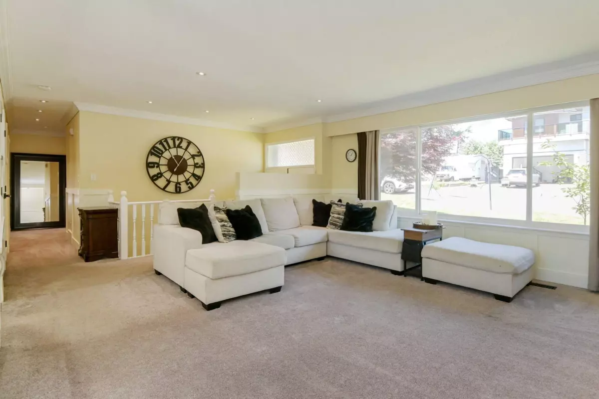 Dining Area Photo of 32600 Willingdon Crescent, Abbotsford, BC