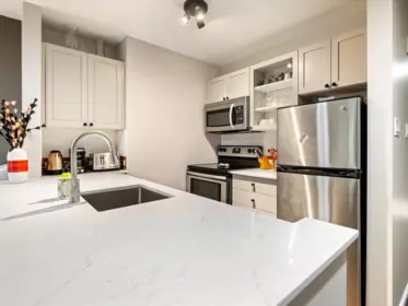 Kitchen Island Photo of 112 4388 Northlands Boulevard, Whistler, BC