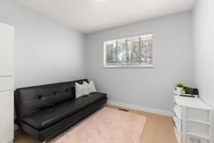 Laundry Room Photo of 27166 33 Avenue, Langley, BC