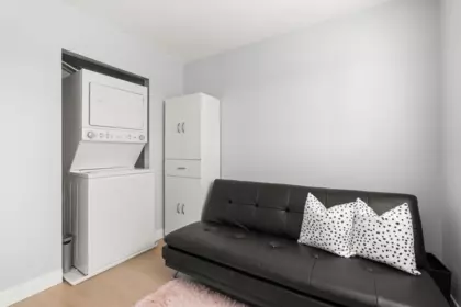 Mudroom Photo of 27166 33 Avenue, Langley, BC