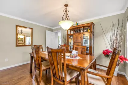 Breakfast Nook Photo of 6227 Crescent Place, Delta, BC
