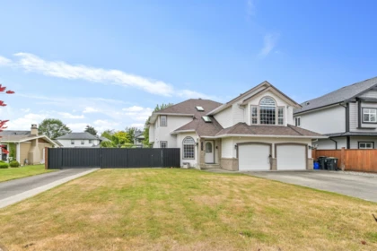 5047 215 Street, Langley, BC, Langley — Single Family Residence for sale