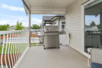 Swimming Pool Photo of 5047 215 Street, Langley, BC