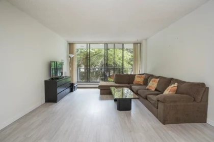 209 9300 Parksville Drive, Richmond, BC, Richmond — Apartment/Condo for sale