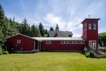 7596 Taylor Road, Pemberton, BC, Pemberton — Single Family Residence for sale