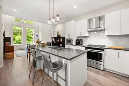 Pantry Photo of 404 15436 31 Avenue, Surrey, BC