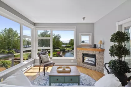 204 4600 Westwater Drive, Richmond, BC, Richmond — Apartment/Condo for sale
