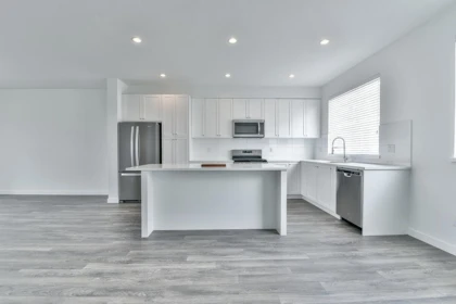 Basement Recreation Room Photo of 22 16337 15 Avenue, Surrey, BC