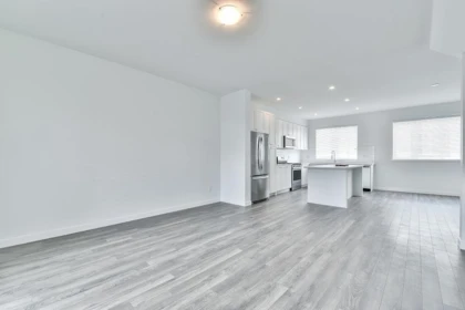 Guest Bathroom Photo of 22 16337 15 Avenue, Surrey, BC
