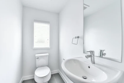 Walk-In Closet Photo of 22 16337 15 Avenue, Surrey, BC