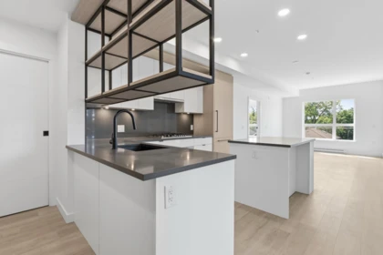 302 2268 E Broadway, Vancouver, BC, Vancouver — Apartment/Condo for sale