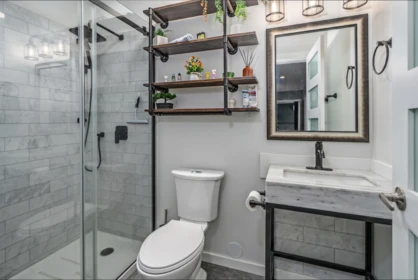 Mudroom Photo of 485 Naismith Avenue, Harrison Hot Springs, BC