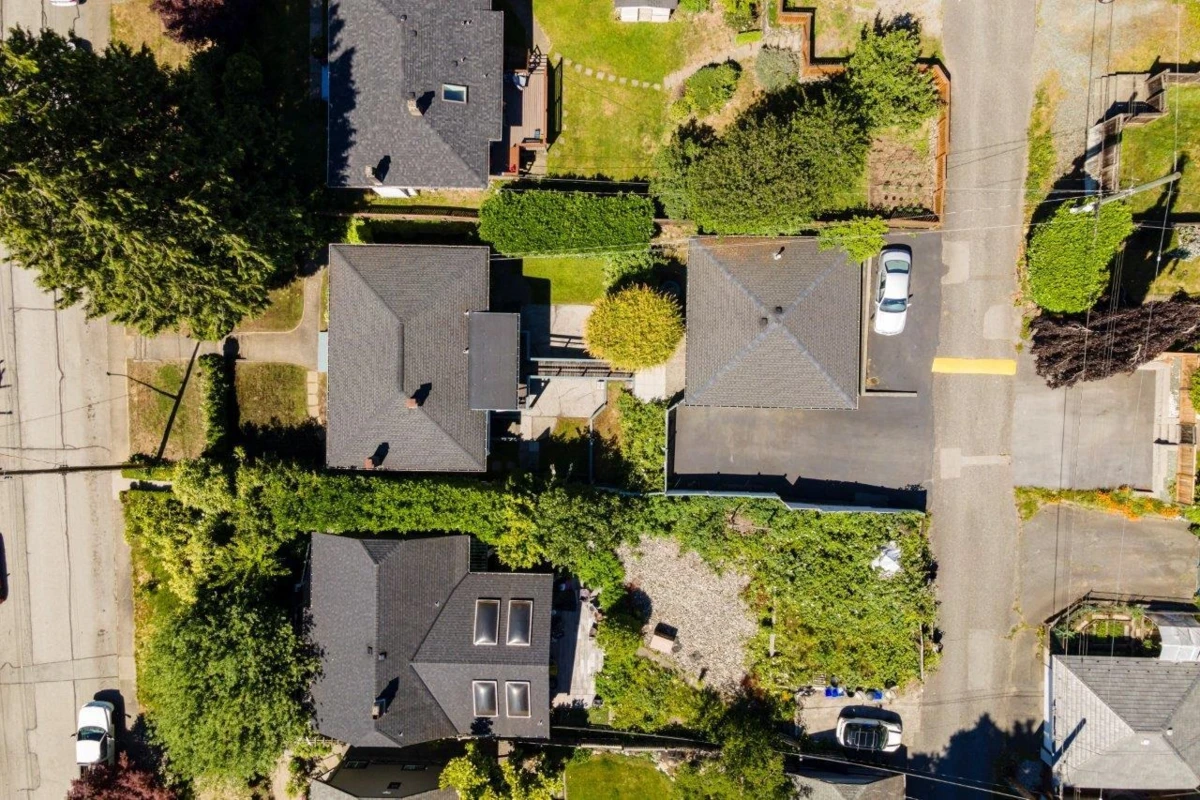 Family Room Photo of 836 E 4th Street, North Vancouver, BC