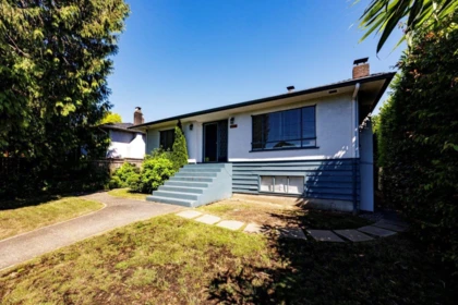 836 E 4th Street, North Vancouver, BC, North Vancouver — Single Family Residence for sale