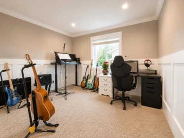 Garage Interior Photo of 20940 80a Avenue, Langley, BC