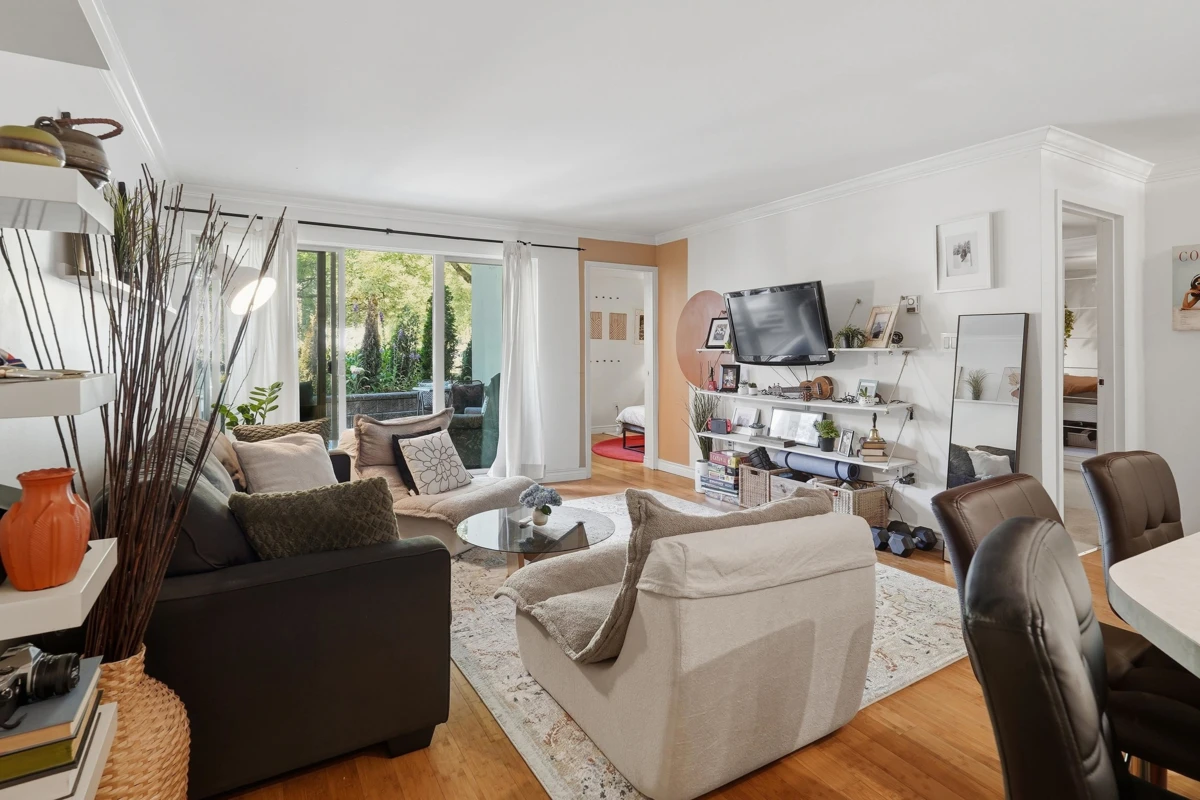 Family Room Photo of 211 9857 Manchester Drive, Burnaby, BC
