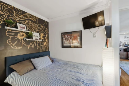 Bedroom 3 Photo of 211 9857 Manchester Drive, Burnaby, BC