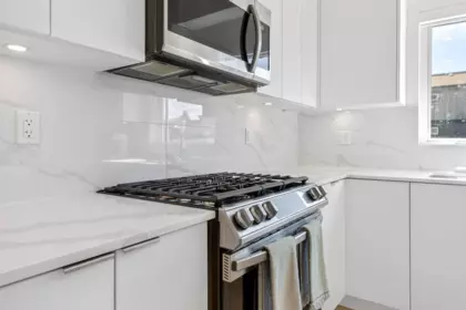 Breakfast Nook Photo of 305 2331 Kelly Avenue, Port Coquitlam, BC