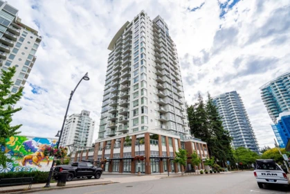 203 15152 Russell Avenue, White Rock, BC, White Rock — Apartment/Condo for sale