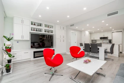 Office / Den Photo of 203 15152 Russell Avenue, White Rock, BC