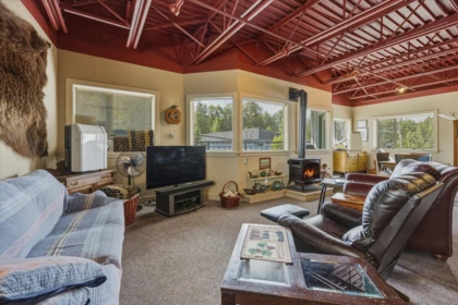 201 1400 Alpha Lake Road, Whistler, BC, Whistler — Apartment/Condo for sale