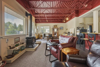 201 1400 Alpha Lake Road, Whistler, BC, Whistler — Apartment/Condo for sale