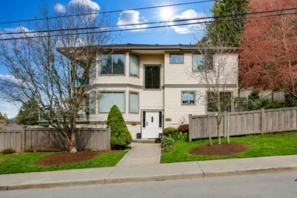 8376 Centre Street, Delta, BC, Delta — Townhouse for sale