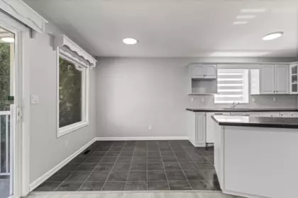 Primary Bathroom Photo of 44669 Monte Vista Drive, Chilliwack, BC