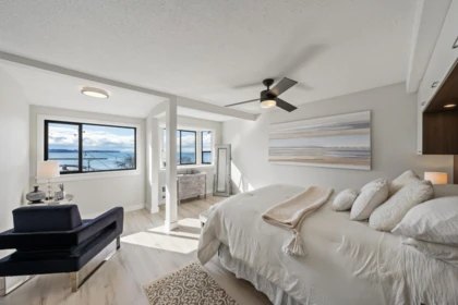 Loft / Bonus Room Photo of 2 14985 Victoria Avenue, White Rock, BC