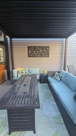 Swimming Pool Photo of 2 14985 Victoria Avenue, White Rock, BC
